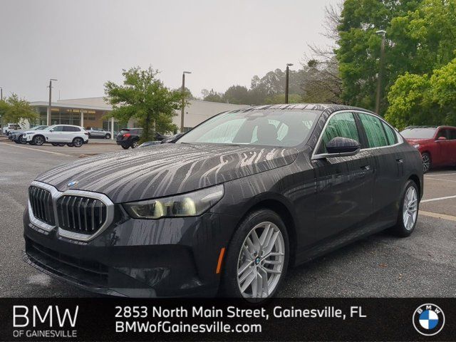 2025 BMW 5 Series 530i