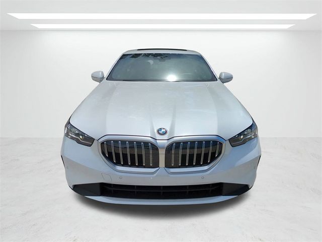 2025 BMW 5 Series 530i
