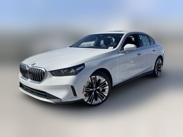 2025 BMW 5 Series 530i