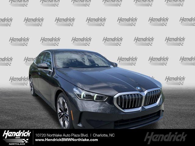 2025 BMW 5 Series 530i