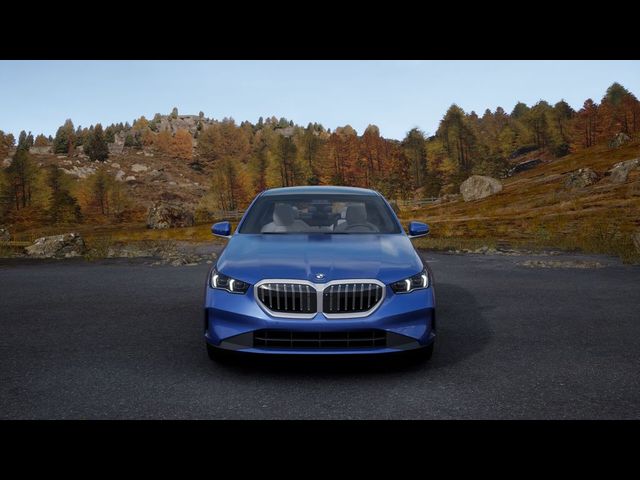 2025 BMW 5 Series 530i