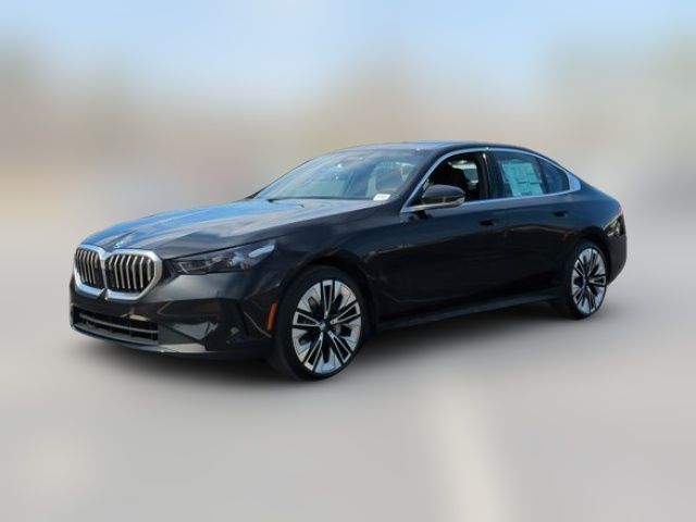 2025 BMW 5 Series 530i