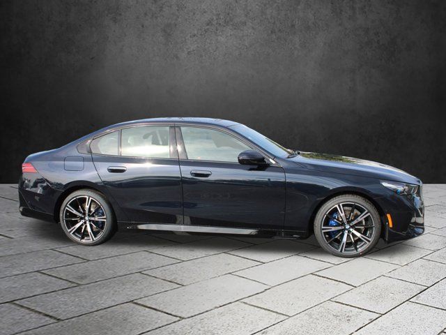 2025 BMW 5 Series 530i