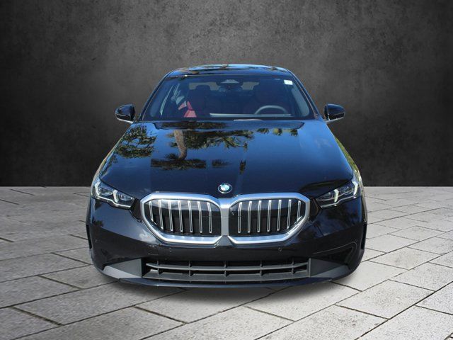 2025 BMW 5 Series 530i