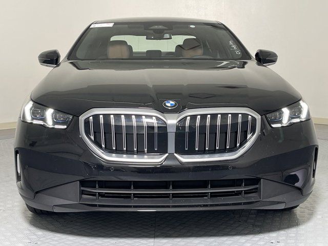 2025 BMW 5 Series 530i