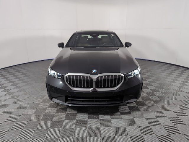 2025 BMW 5 Series 530i