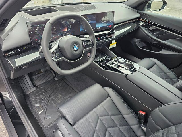 2025 BMW 5 Series 530i xDrive