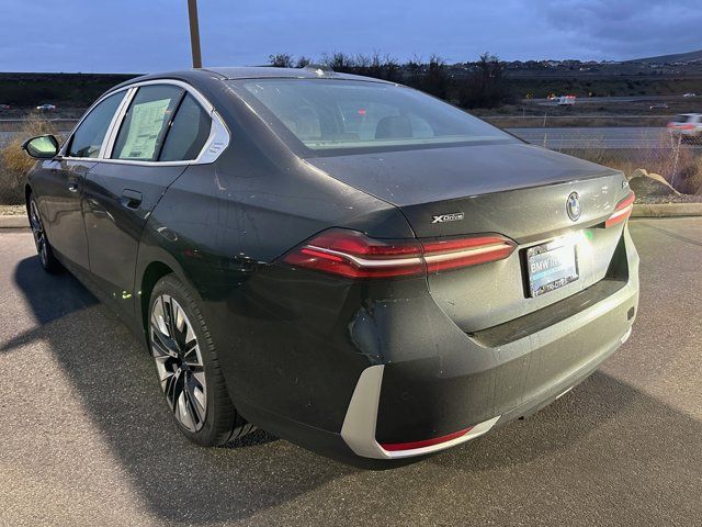 2025 BMW 5 Series 530i xDrive