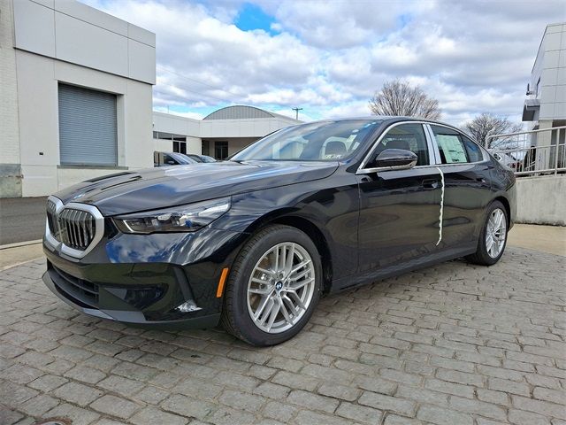 2025 BMW 5 Series 530i xDrive