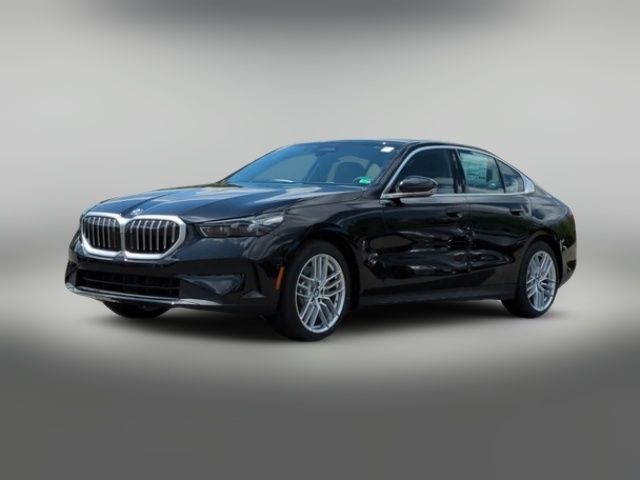 2025 BMW 5 Series 530i xDrive