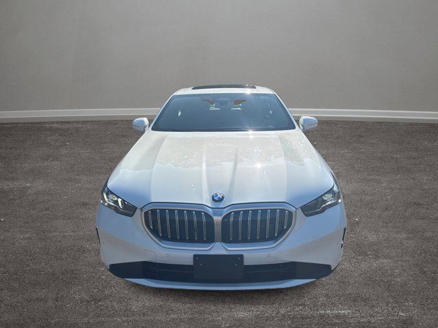 2025 BMW 5 Series 530i xDrive