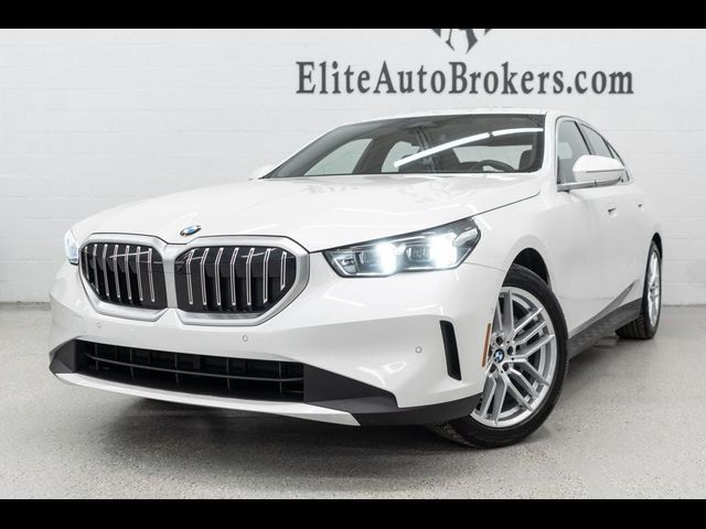 2025 BMW 5 Series 530i xDrive