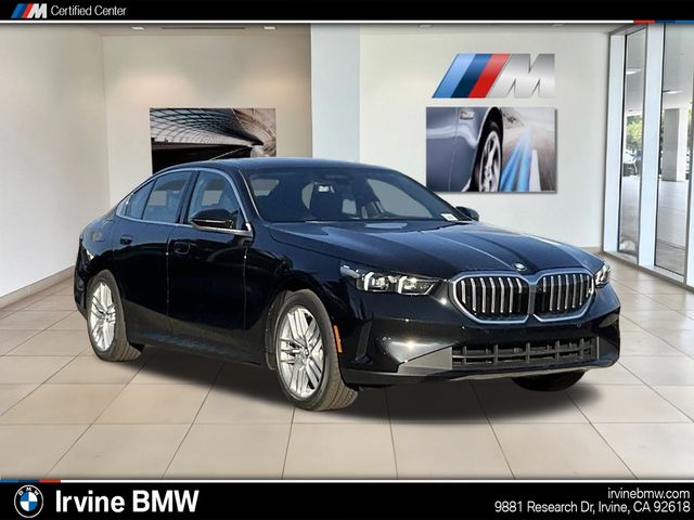 2025 BMW 5 Series 530i xDrive