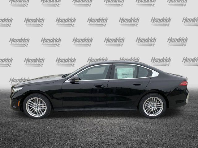 2025 BMW 5 Series 530i xDrive