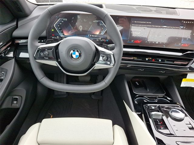 2025 BMW 5 Series 530i xDrive