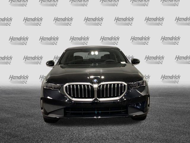 2025 BMW 5 Series 530i xDrive