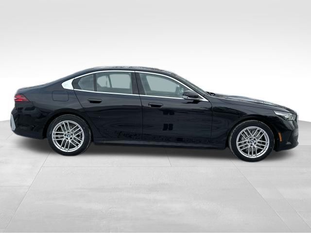 2025 BMW 5 Series 530i xDrive