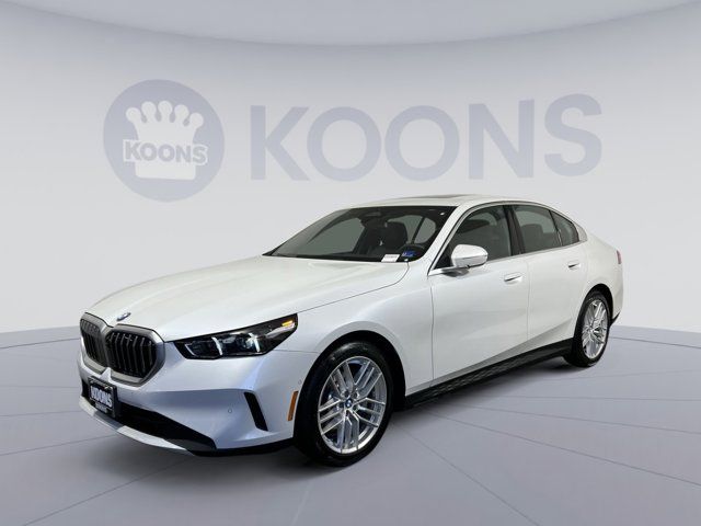2025 BMW 5 Series 530i xDrive