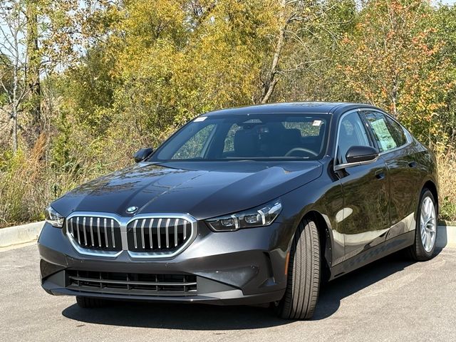 2025 BMW 5 Series 530i xDrive