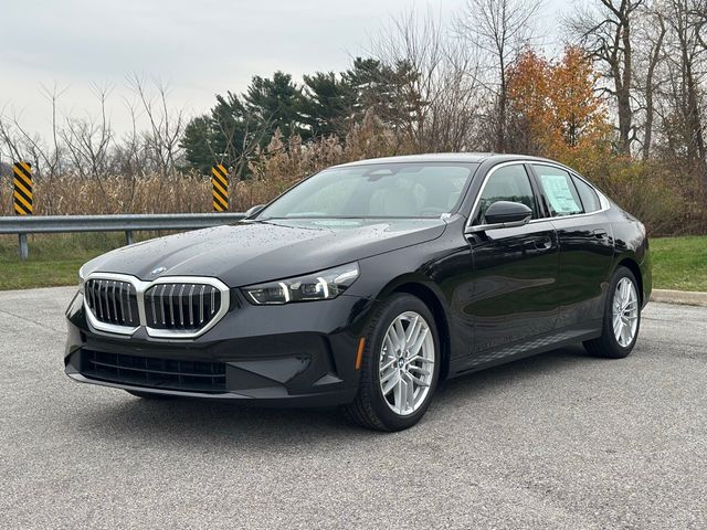 2025 BMW 5 Series 530i xDrive