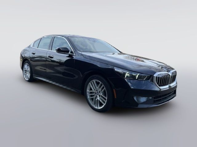 2025 BMW 5 Series 530i xDrive