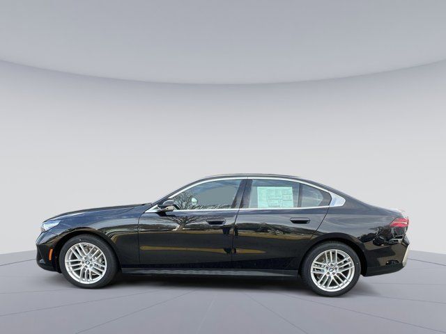 2025 BMW 5 Series 530i xDrive