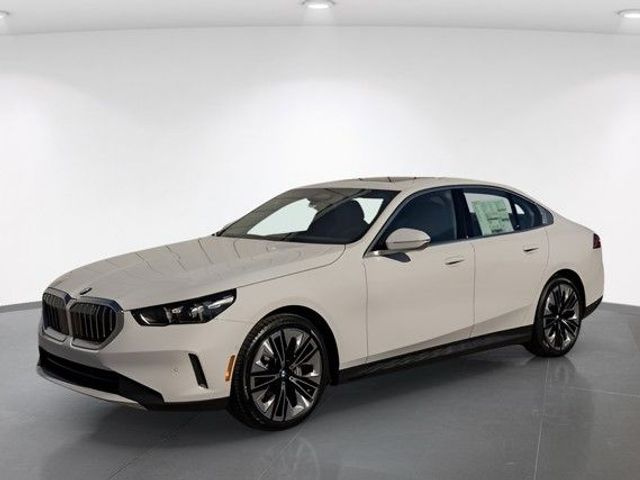 2025 BMW 5 Series 530i xDrive