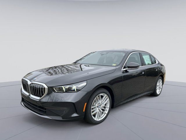 2025 BMW 5 Series 530i xDrive