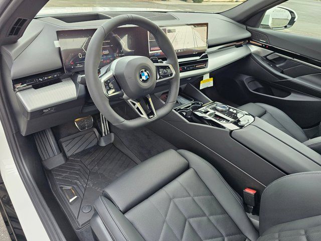 2025 BMW 5 Series 530i xDrive