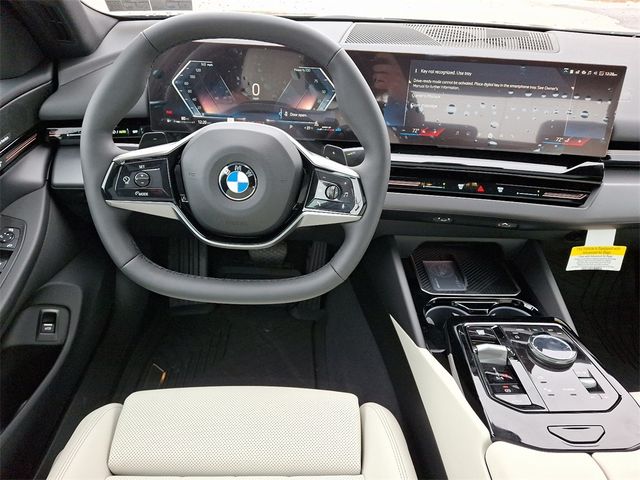 2025 BMW 5 Series 530i xDrive