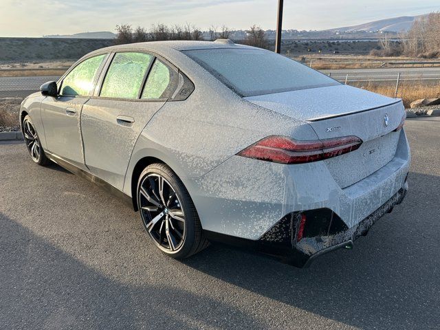 2025 BMW 5 Series 530i xDrive