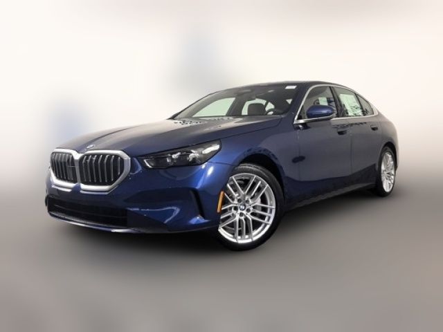 2025 BMW 5 Series 530i xDrive