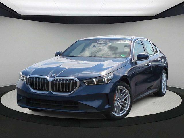 2025 BMW 5 Series 530i xDrive