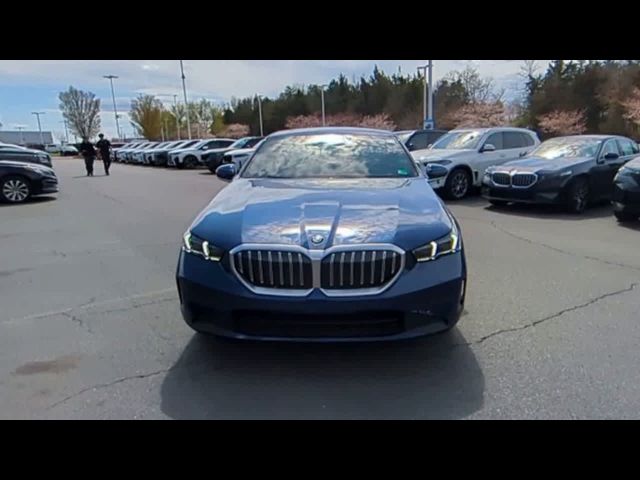 2025 BMW 5 Series 530i xDrive