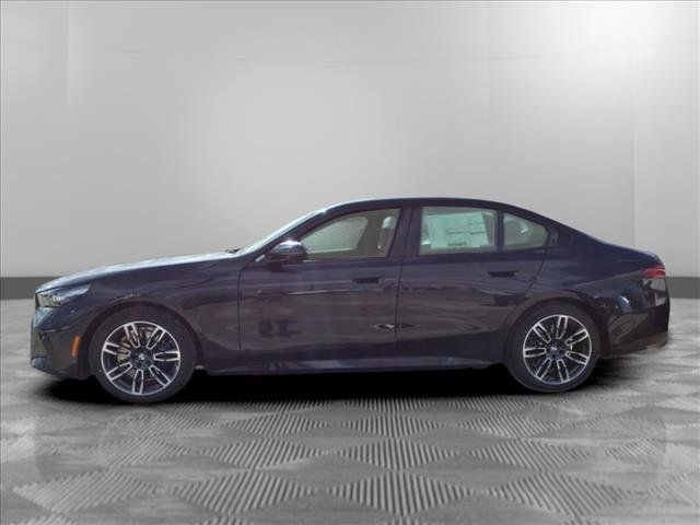 2025 BMW 5 Series 530i xDrive