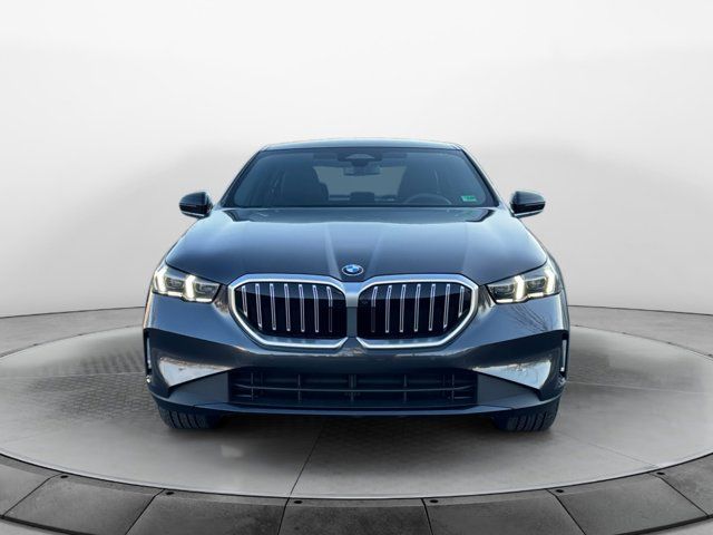 2025 BMW 5 Series 530i xDrive