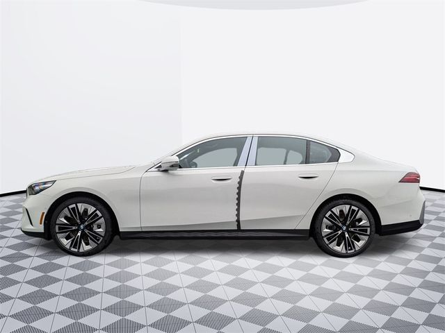 2025 BMW 5 Series 530i xDrive