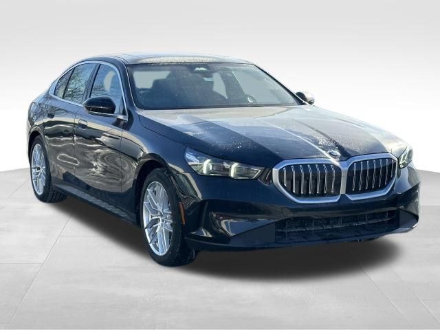 2025 BMW 5 Series 530i xDrive