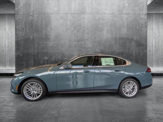 2025 BMW 5 Series 530i xDrive