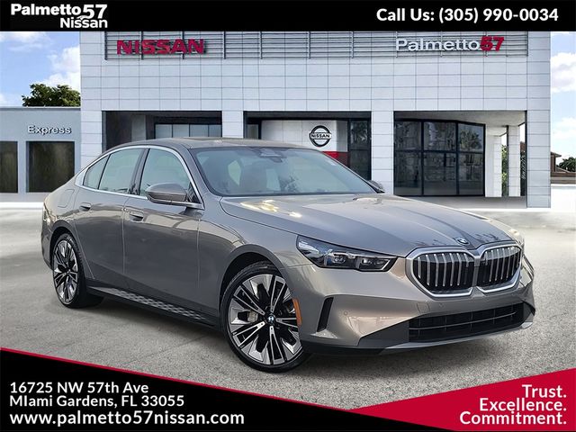 2025 BMW 5 Series 540i xDrive