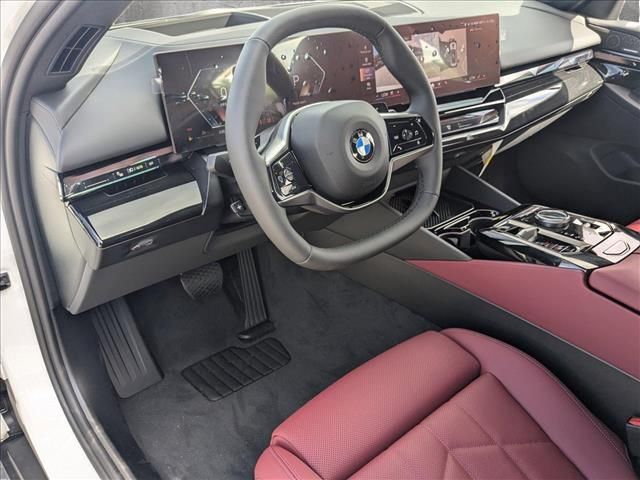 2025 BMW 5 Series 540i xDrive