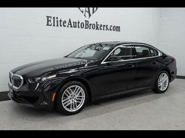 2025 BMW 5 Series 540i xDrive