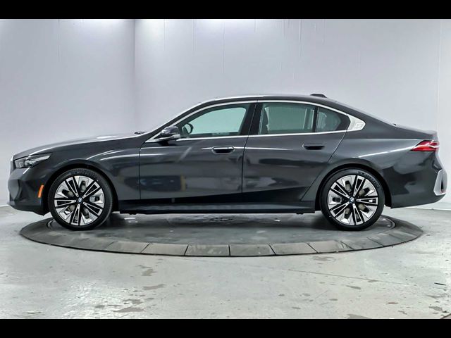 2025 BMW 5 Series 540i xDrive