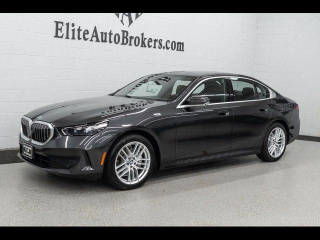 2025 BMW 5 Series 540i xDrive