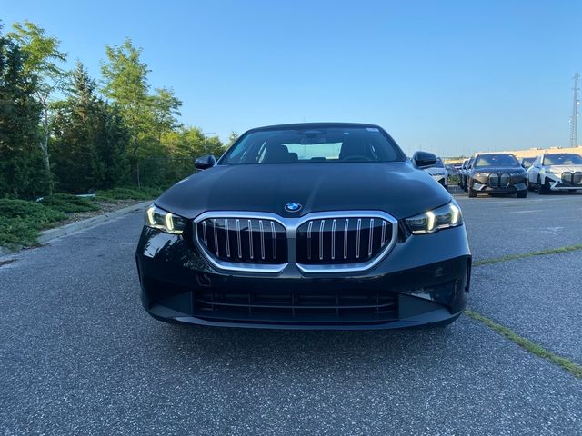 2025 BMW 5 Series 540i xDrive