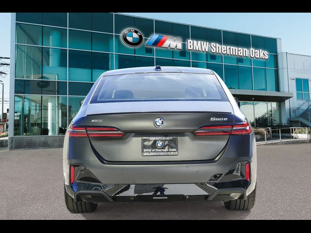 2025 BMW 5 Series 550e xDrive