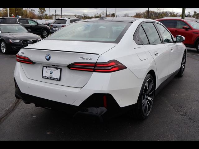 2025 BMW 5 Series 550e xDrive