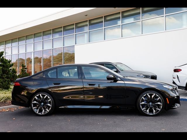 2025 BMW 5 Series 550e xDrive