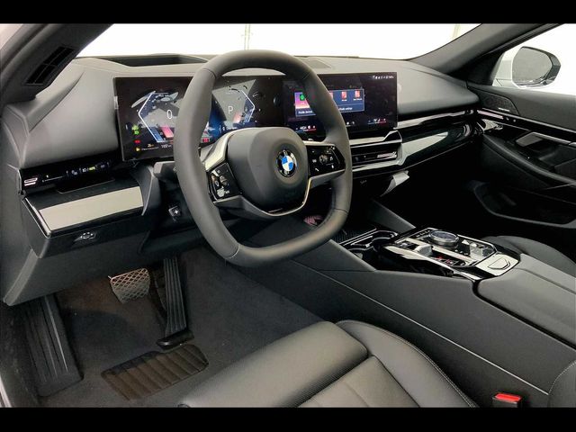 2025 BMW 5 Series 530i xDrive