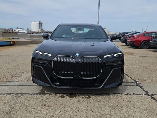 2025 BMW 7 Series 740i xDrive
